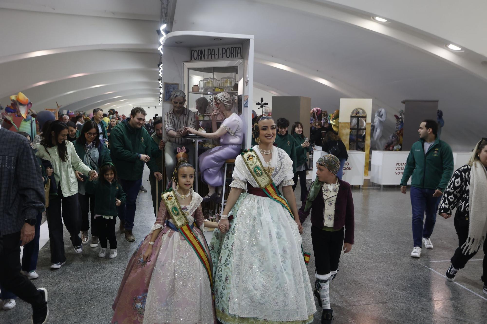 Así ha celebrado la Falla Convento Jerusalén el Ninot Indultat 2025