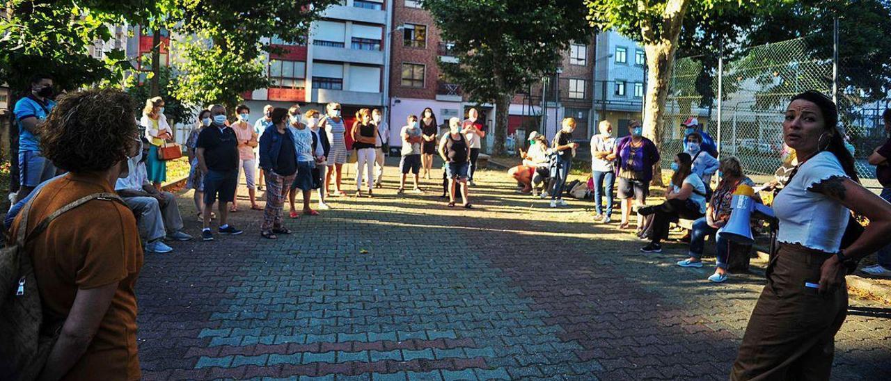 Los vecinos de O Piñeiriño celebraron una nueva asamblea este fin de semana para decidir los pasos a seguir.