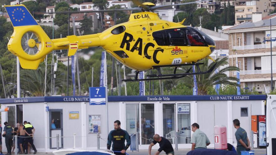 L&#039;helicòpter medicalitzat del SEM?en un rescat d&#039;un submarinista (arxiu).