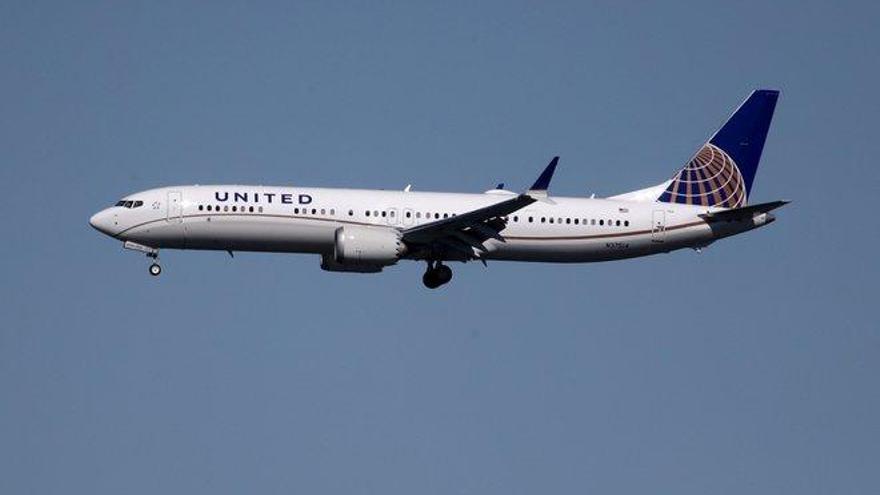 Detenidos dos pilotos de United Airlines por beber alcohol antes del vuelo