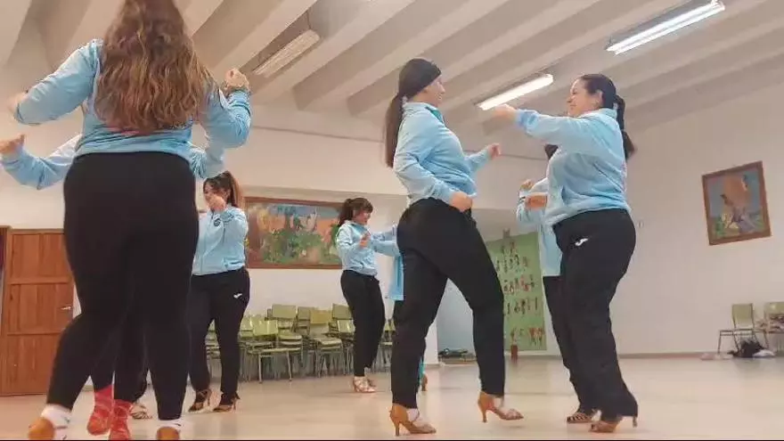 La comparsa Cayo Mambí se estrena en el Carnaval de Las Palmas 2025