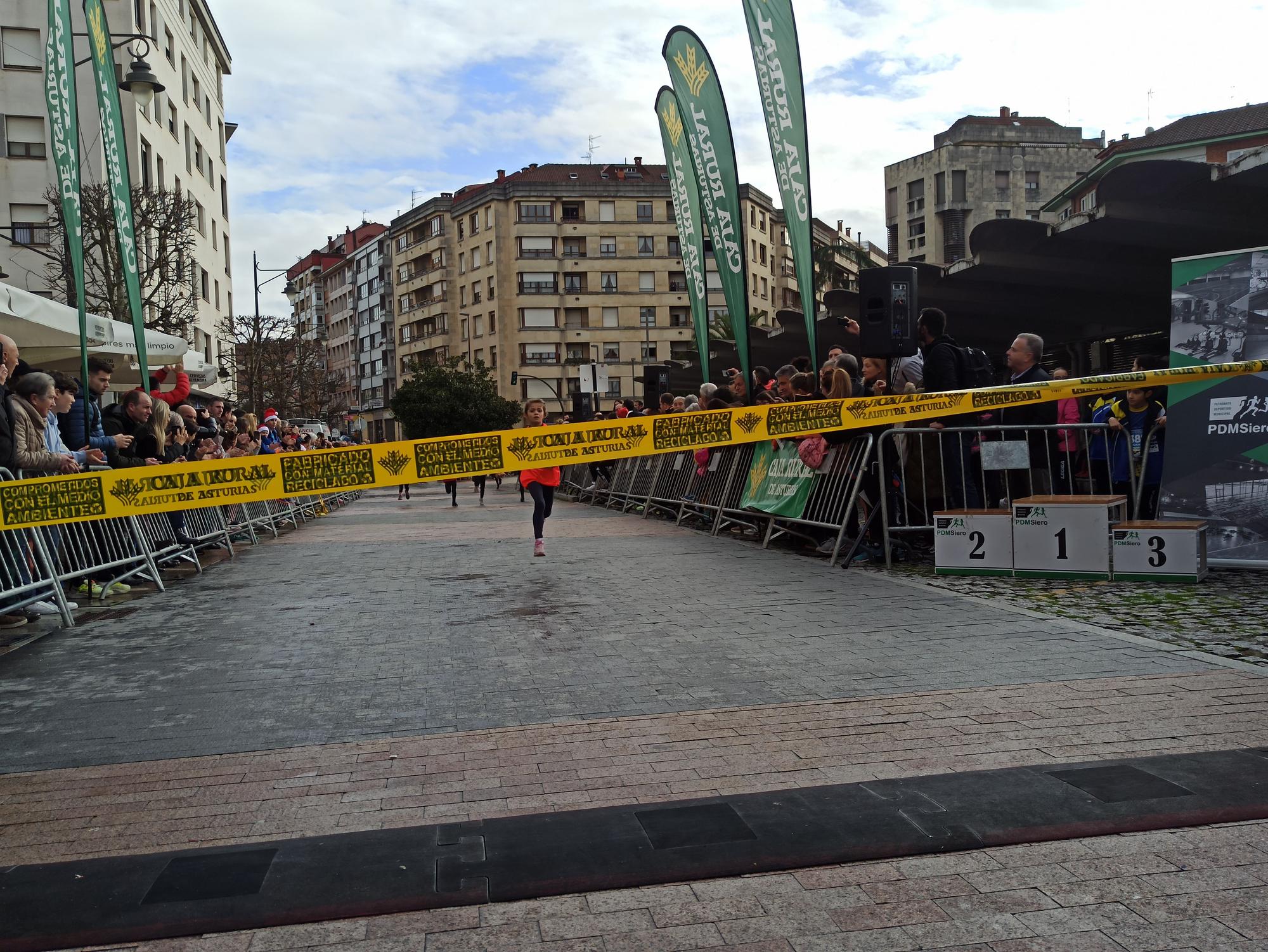 Casi 1.500 participantes disputan la carrera de Fin de Año de Pola de Siero