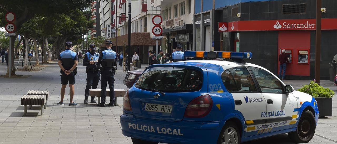 Fin a la estatura mínima y al peso máximo para ser policía local en Canarias  - La Provincia