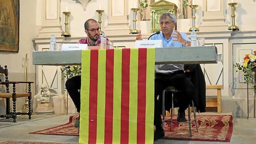 Sant Mateu recorda la trajectòria del periodista Josep Maria Planes