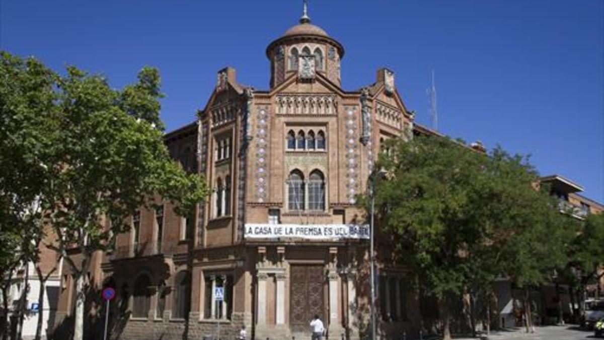 Modernista 8 Fachada de la Casa de la Premsa, en Rius i Taulet, 5.