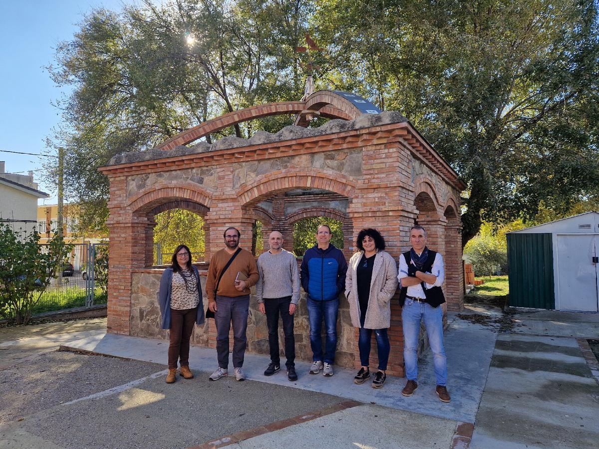 Representants del Departament d'Educació i dels centres formatius impulsors del hub formatiu