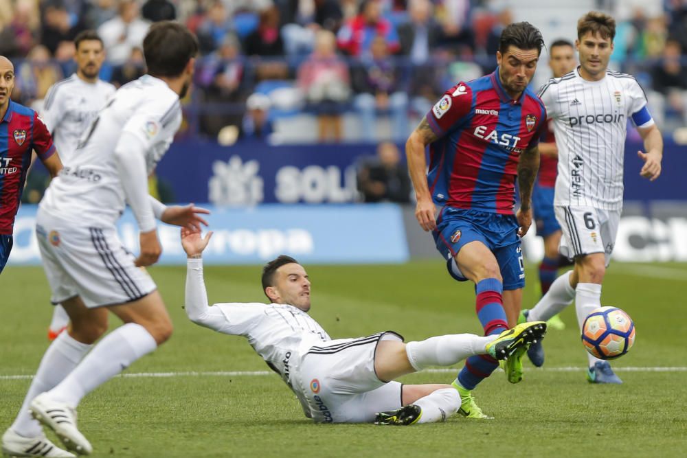 Ascenso del Levante UD a Primera