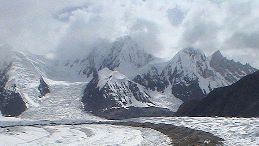 El campo base del Gasherbrum II, donde descansa Martín Ramos