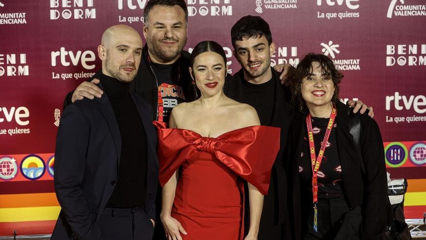 Un joven talento de la costura de Benidorm para vestir a las estrellas