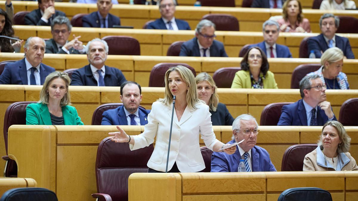 La portavoz del Partido Popular en el Senado, Alicia García Rodríguez, durante una sesión plenaria en el Senado.-