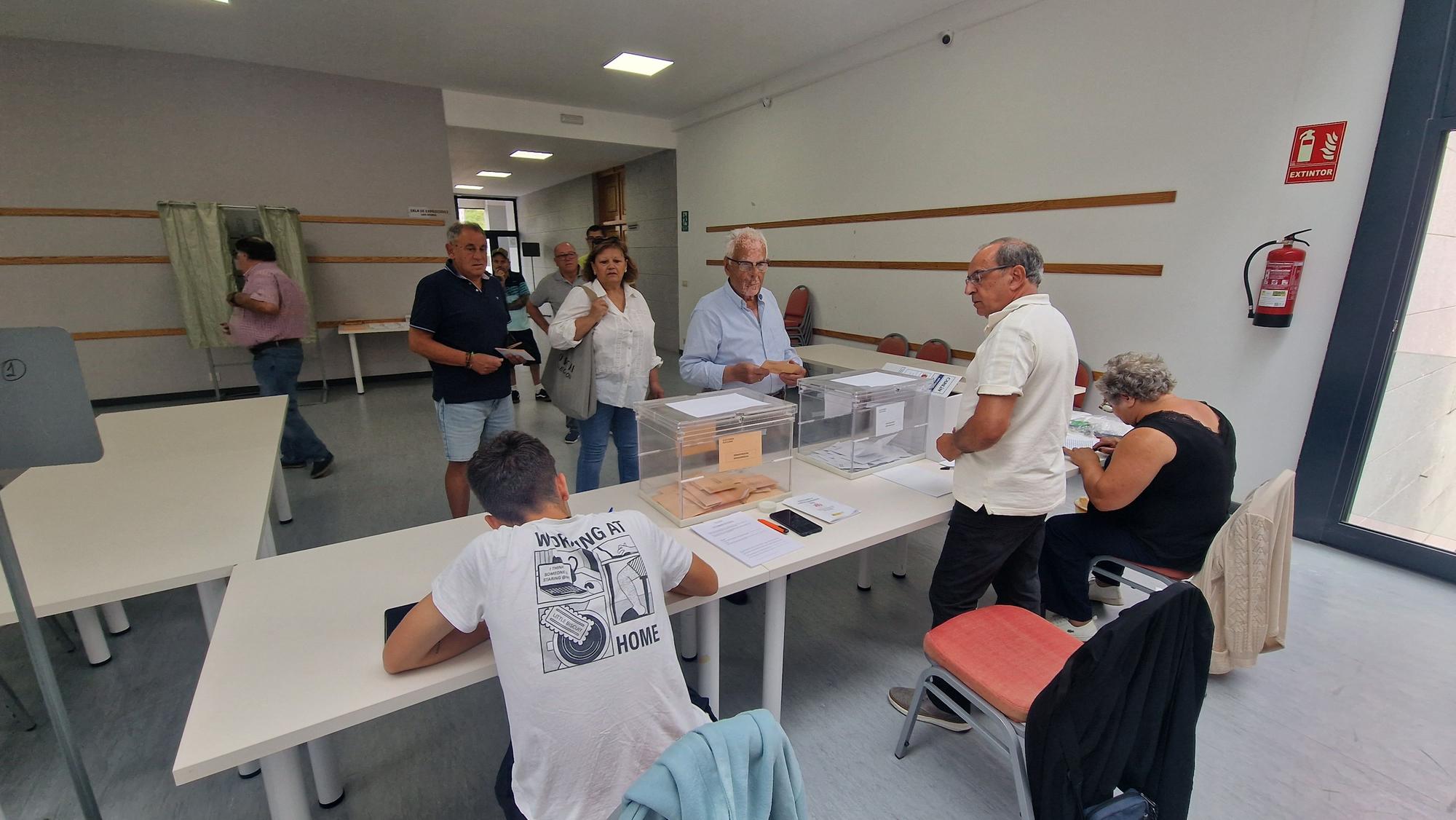 La jornada electoral en Arousa.