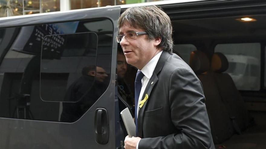 Todos pendientes de Puigdemont