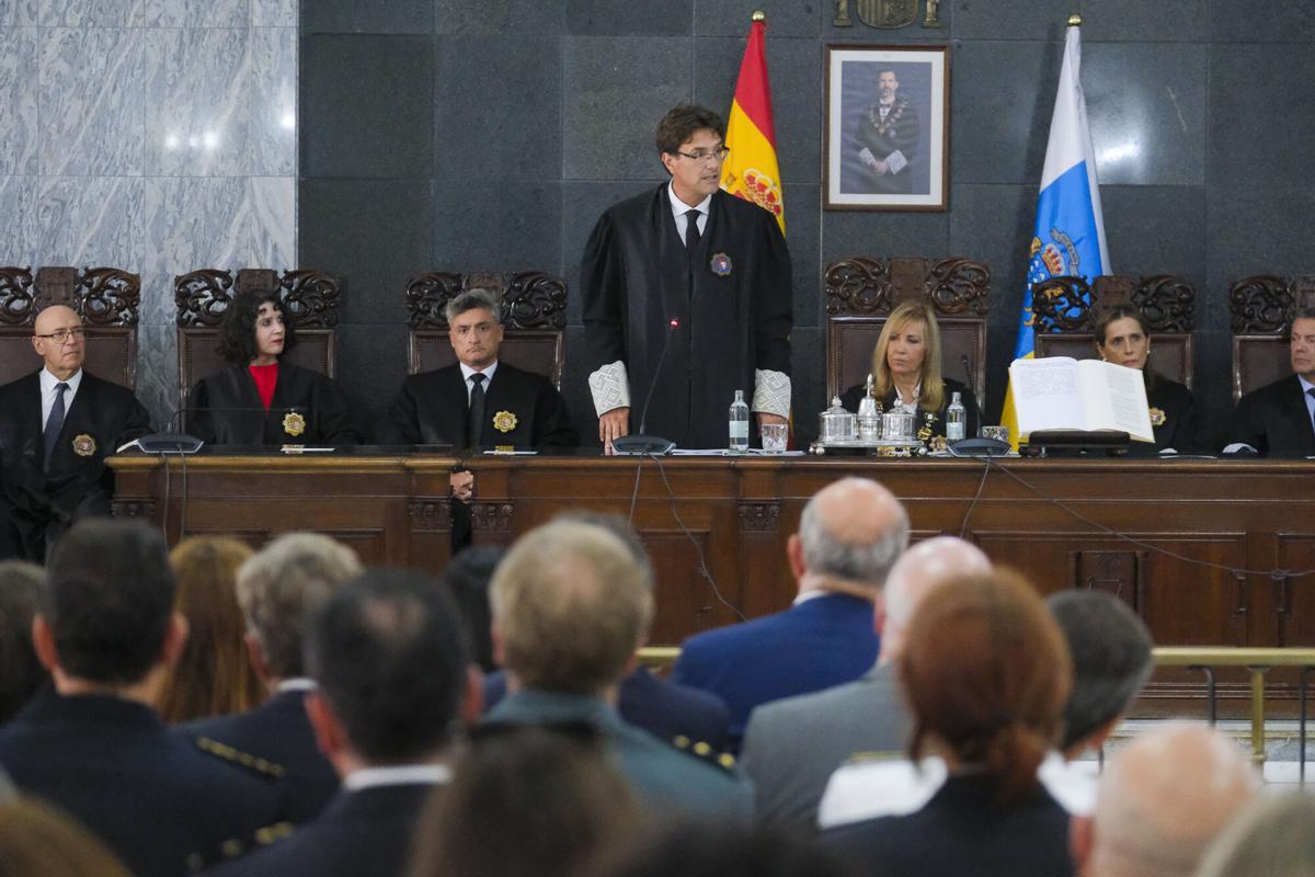Juan Avello toma posesión como presidente del TSJC