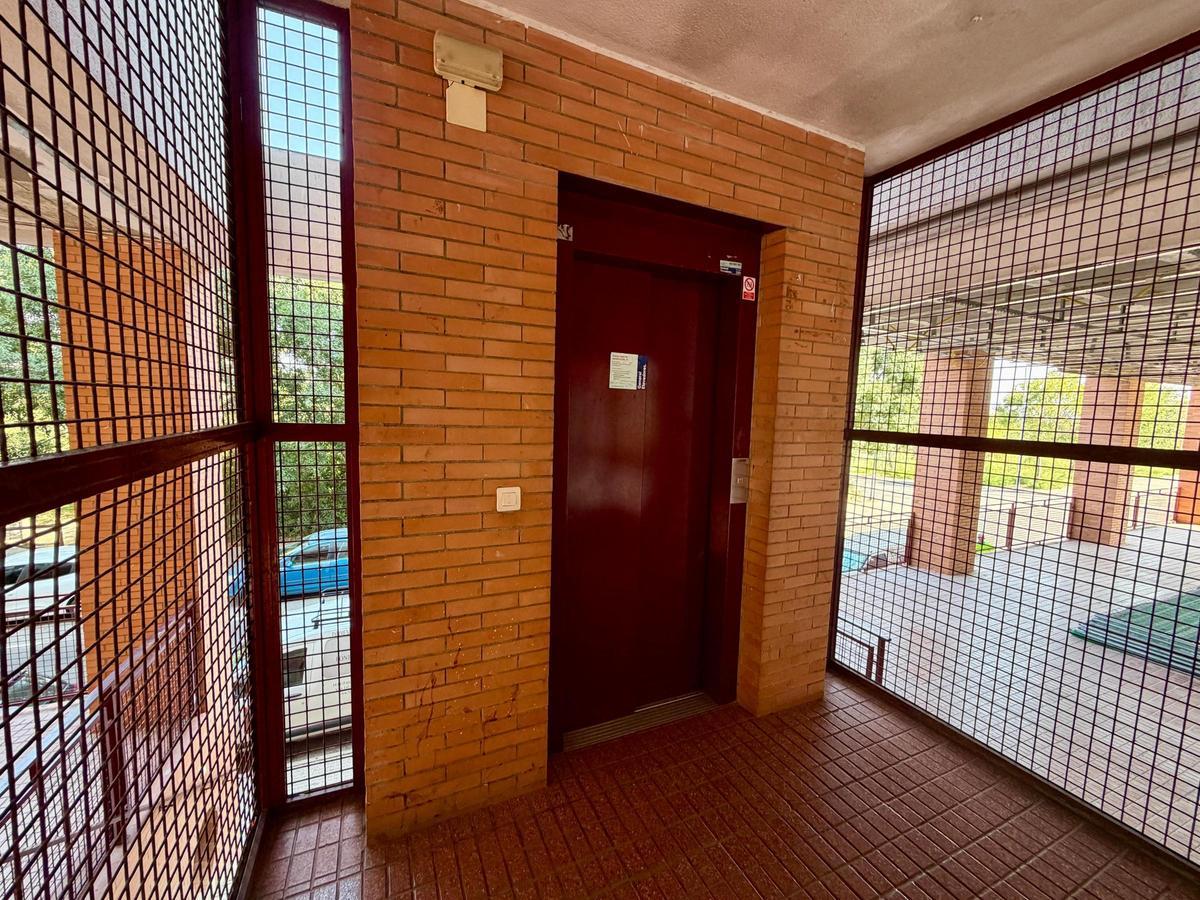 El ascensor del bloque, situado en una de las zonas comunes del edificio.