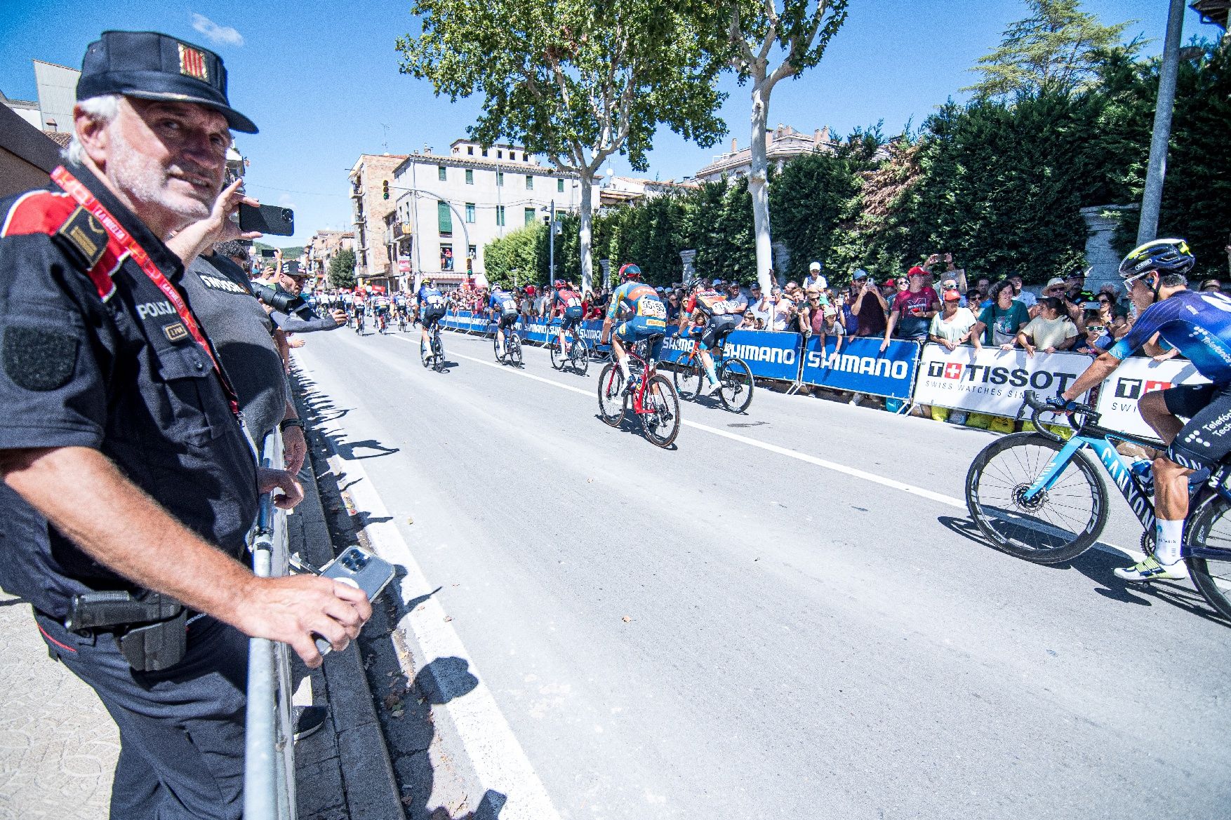 Així estat l'inici de la tercera etapa de 'La Vuelta' a Súria