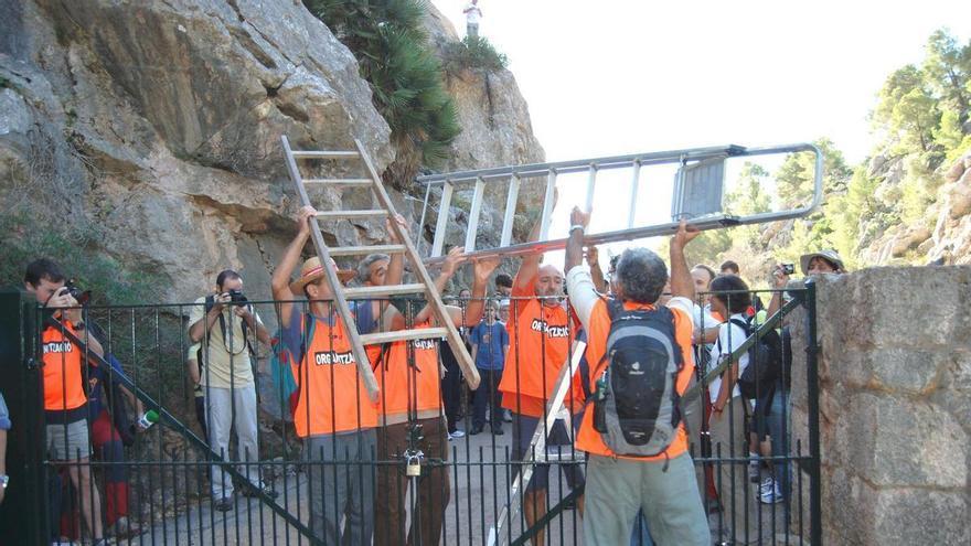 El Consell asegura que "en ningún caso" la ley de la Serra contempla el desvío de caminos públicos
