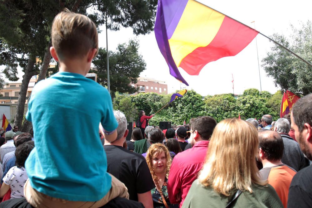 Homenaje a los fusilados en el cementerio de Paterna