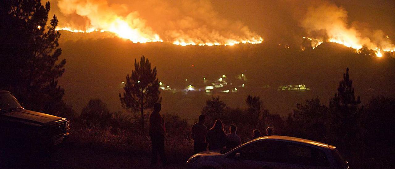 Incendio en Sabuguido, registrado en septiembre de 2020. |   // BRAIS LORENZO