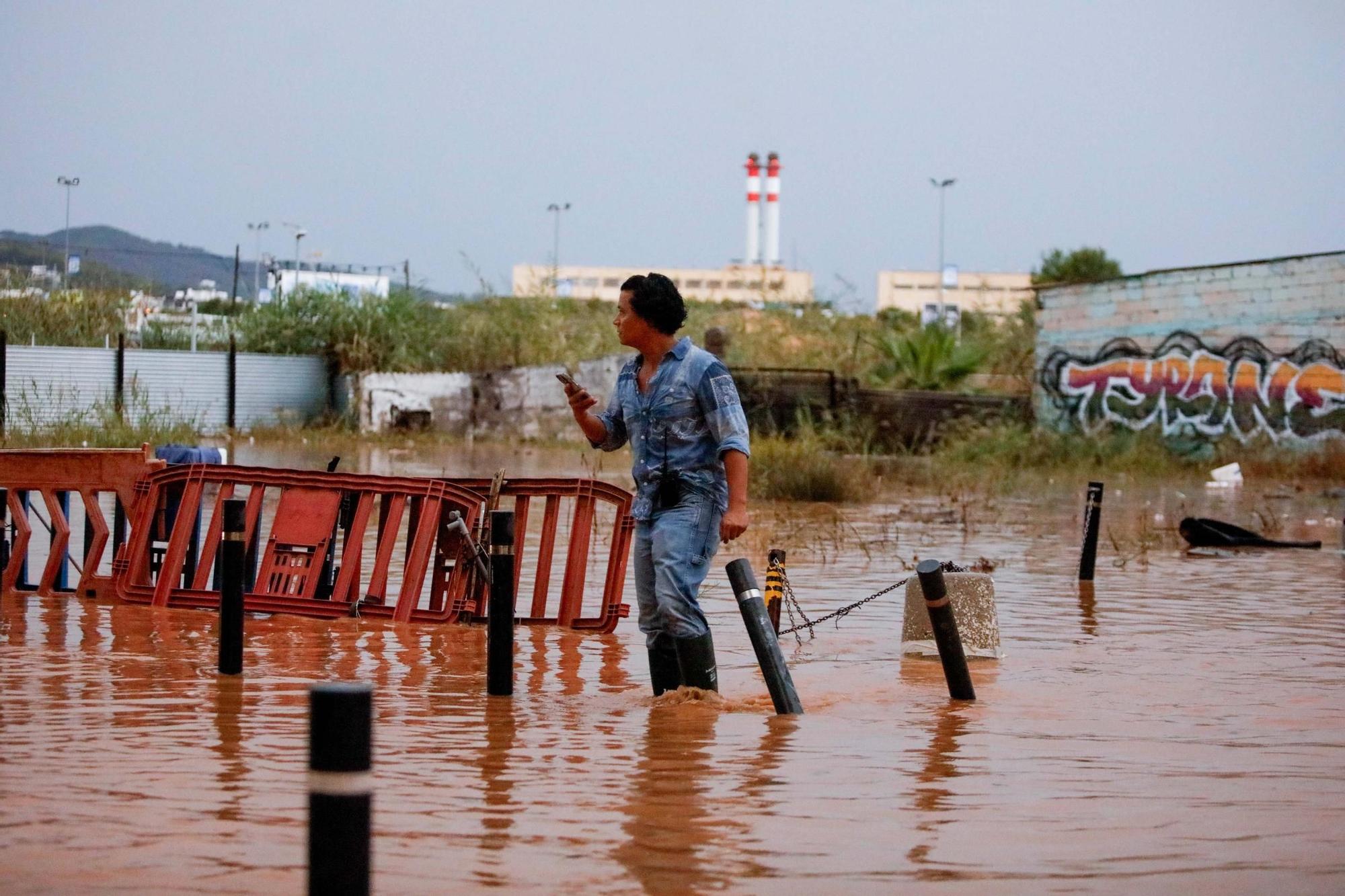 Las imágenes de la dana 'Alice' en la tarde del sábado en Ibiza