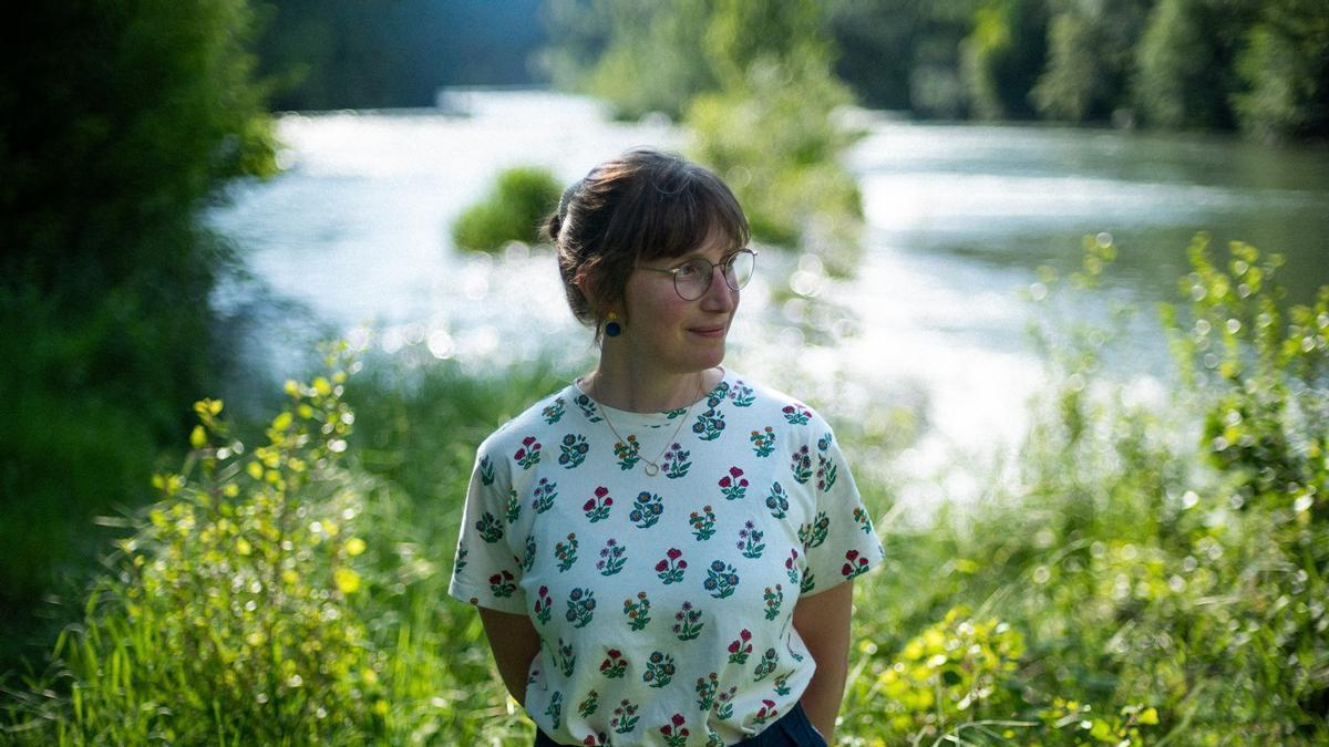 Anna Dot, autora de una biografía sobre el Ter:  Hemos querido dominar el agua y nos hemos desconectado de los ríos 