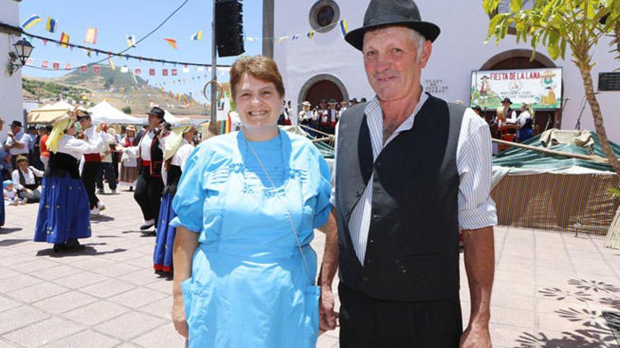 El matrimonio homenajeado de la jornada, Josefa González y Nicasio Díaz.