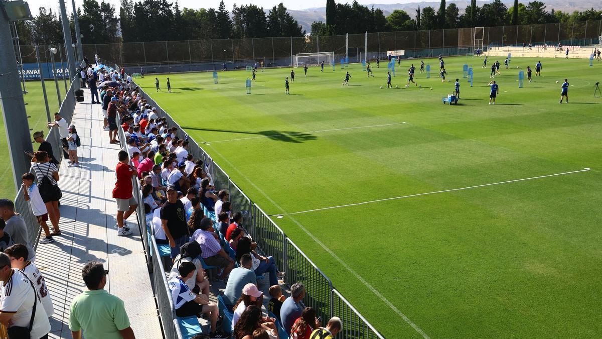 Imagen de la grada de la Ciudad Deportiva en el primer entrenamiento a puertas abiertas de la pretemporada.