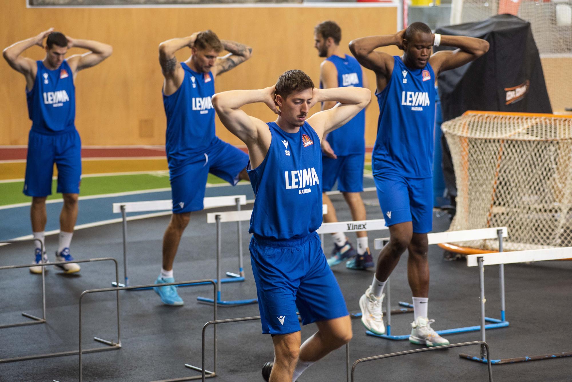 El Leyma Básquet Coruña vuelve a los entrenamientos en el Palacio de los Deportes