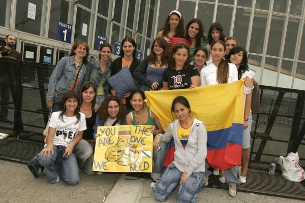 Así fue el paso de Shakira por el Coliseum en 2006