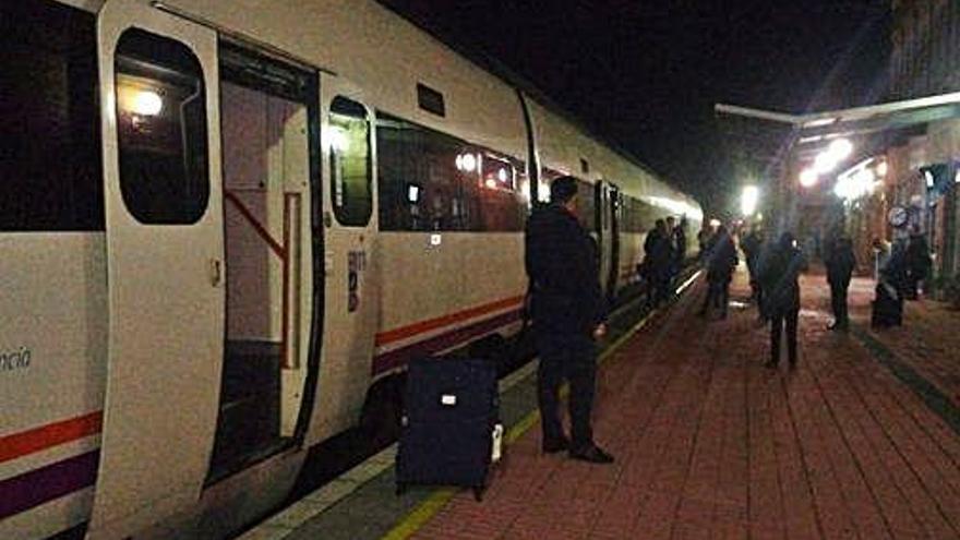 El tren avariat amb 163 passatgers a Extremadura.