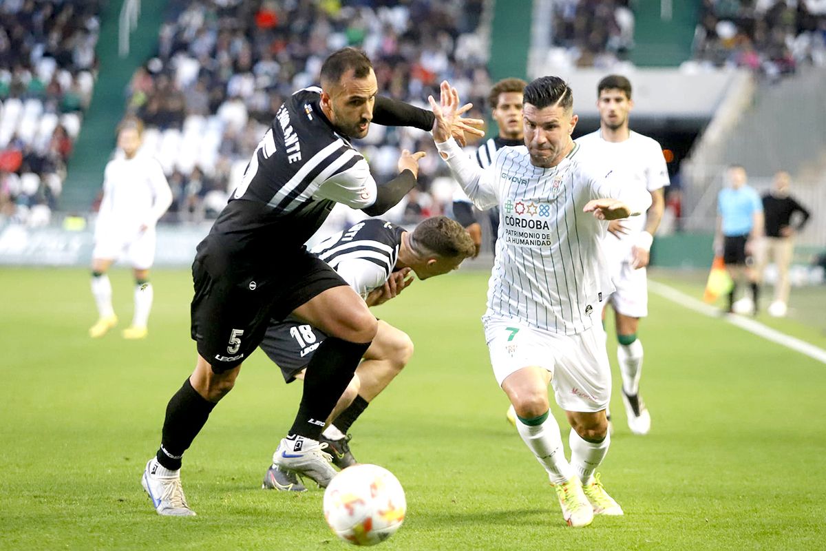 Las imágenes del Córdoba CF - Linense