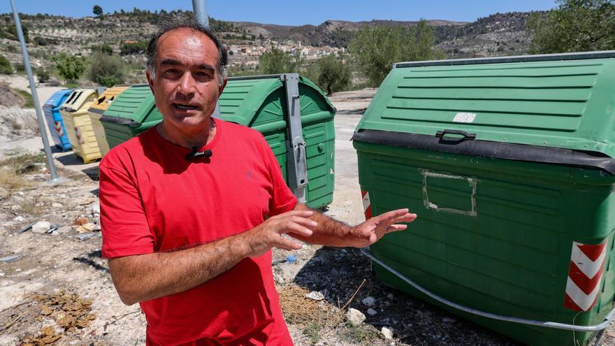 Alcaldes de pueblos pequeños: siempre disponibles para todo