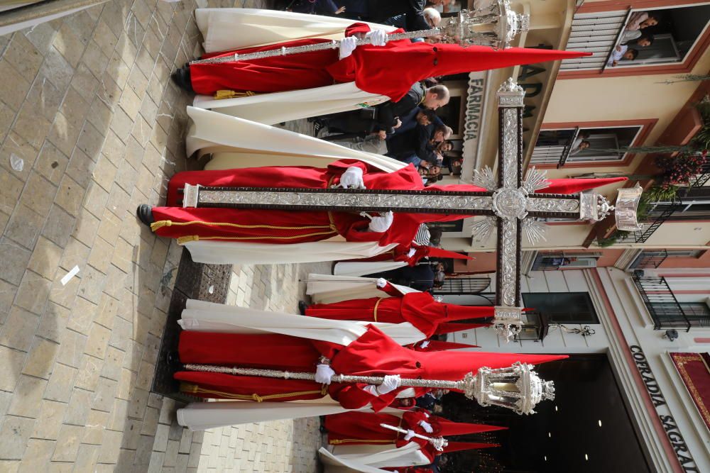 Las imágenes de la procesión de la Sagrada Cena, en el Jueves Santo de la Semana Santa de Málaga