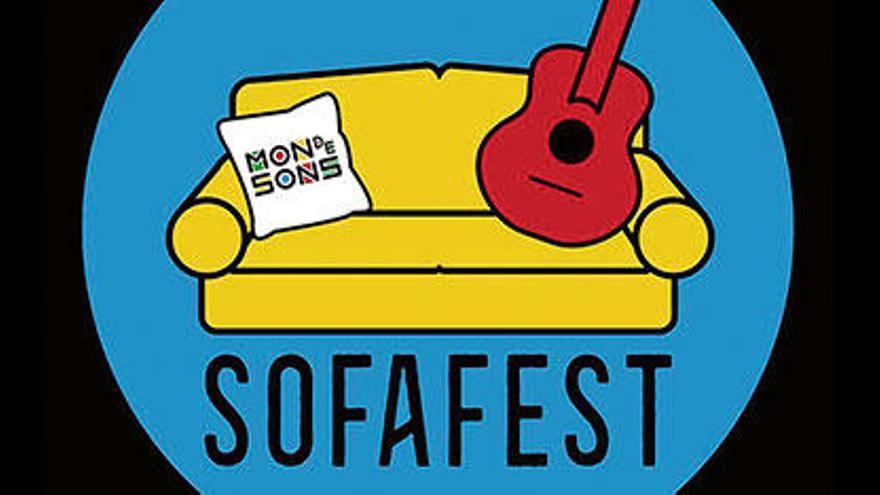 Sich auf die Couch von jemand anderes setzen und dabei Live-Musik genießen - so oder ähnlich kann man sich das SofaFest in Palma vorstellen