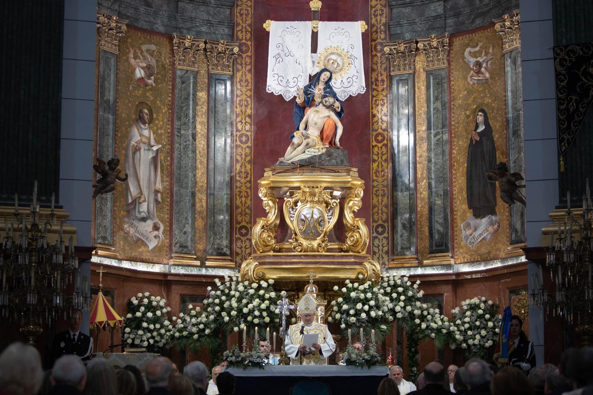 Acto de entrega de la Onza de Oro en Cartagena