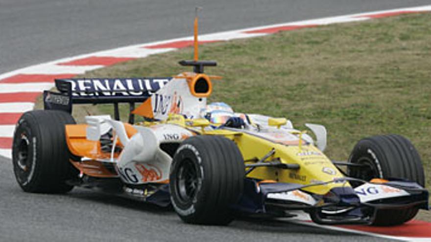 Hamilton y Alonso, primero y segundo en los entrenamientos de Montmeló