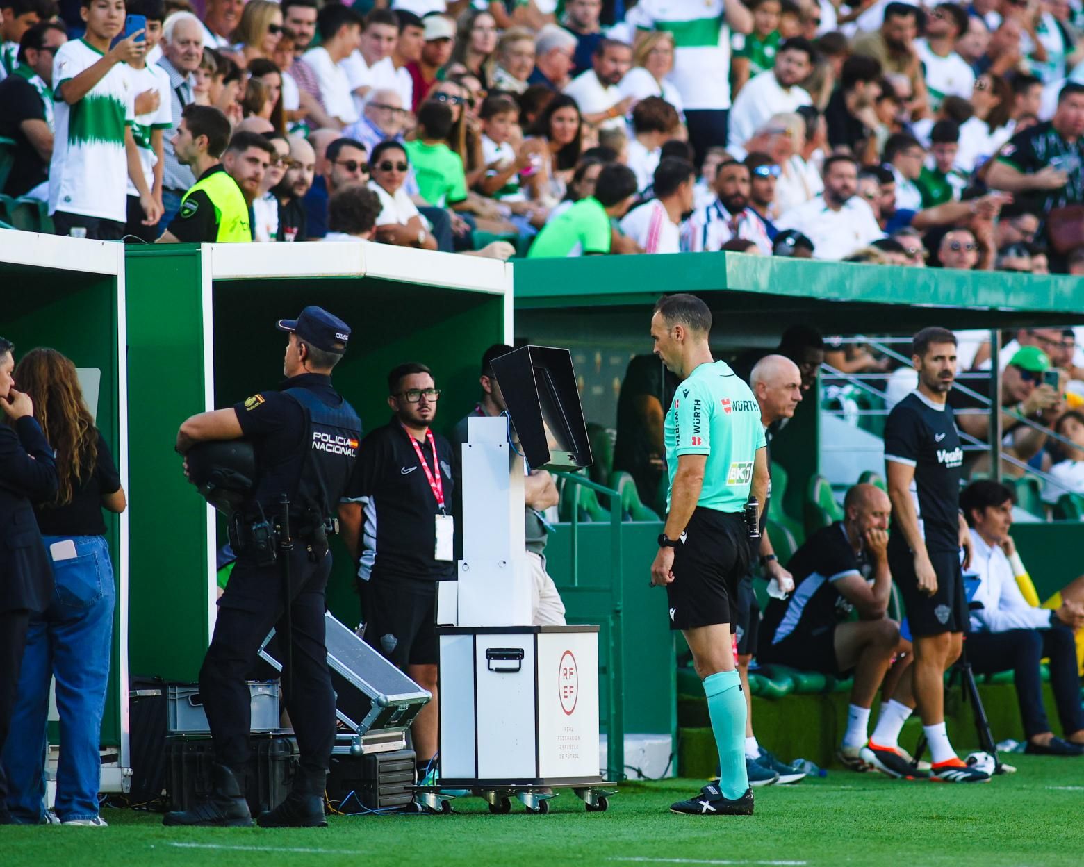 Las imágenes del Elche-Celta