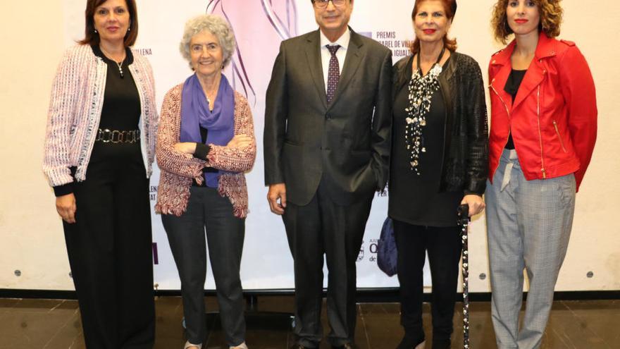 Quart reconoce la labor de Alborch y Lourdes Benería