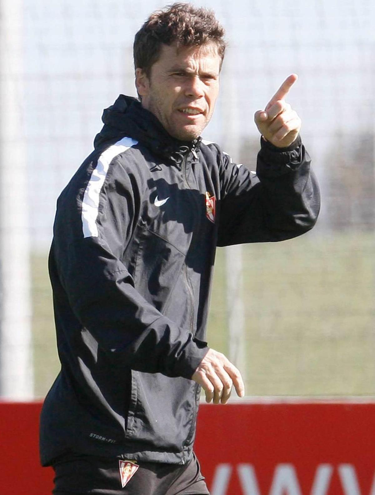 Rubi, haciendo un gesto en la sesión preparatoria de ayer.