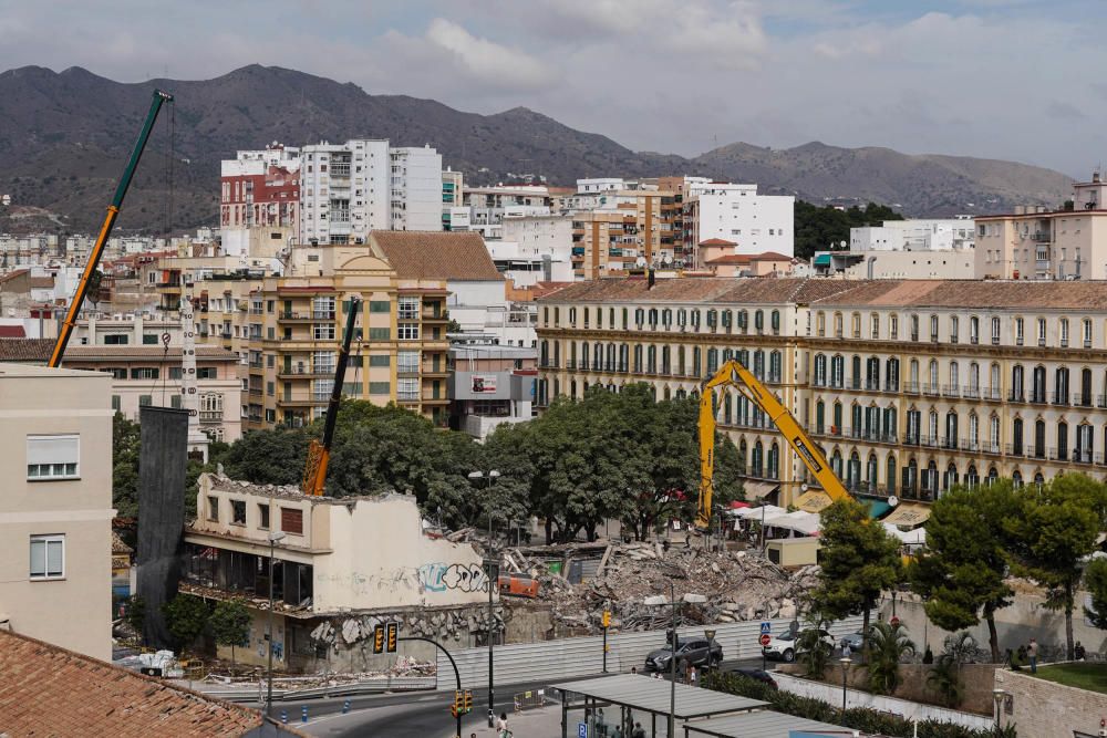 Así queda la plaza de la Merced sin el edificio del Astoria.