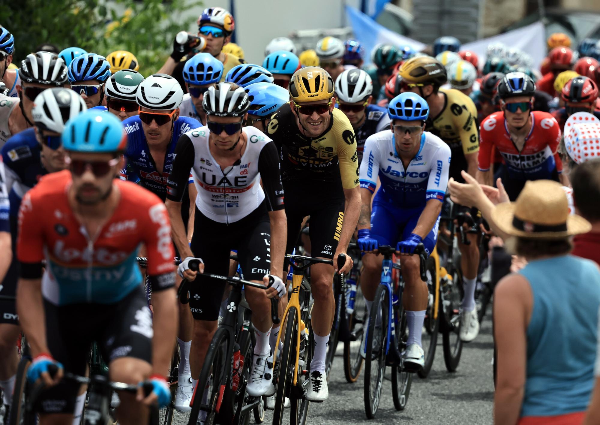 IMÁGENES | Las mejores imágenes de la etapa 11 del Tour de Francia