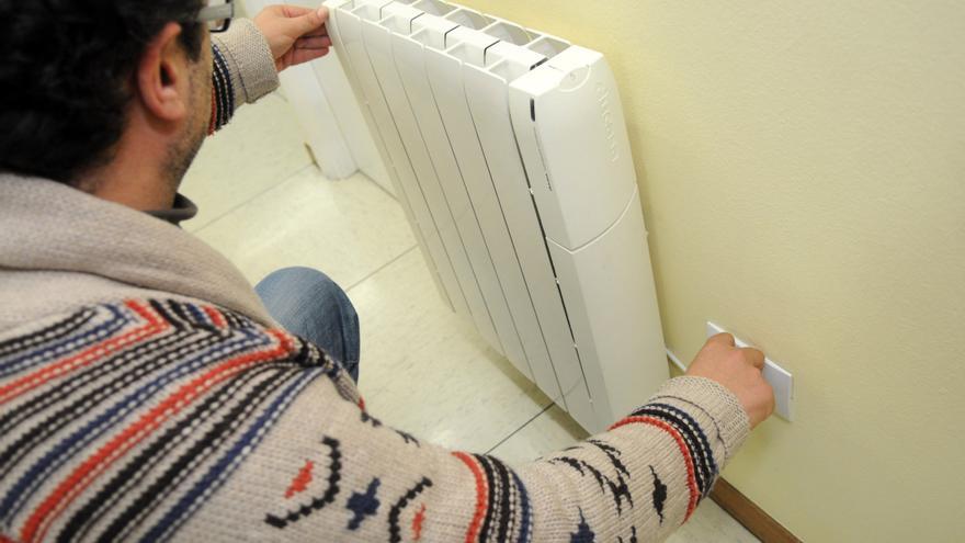 Seis de cada 10 hogares extremeños reducen la calefacción por la crisis energética
