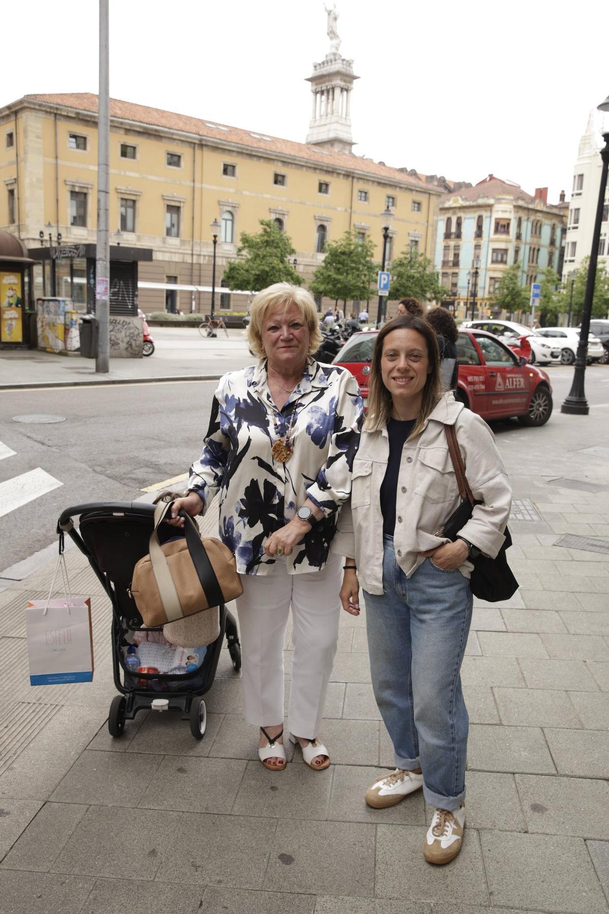 En imágenes: La división de opiniones en las calles de Gijón por la prohibición de los patinetes en el centro En imágenes: La división de opiniones en las calles de Gijón por la prohibición de los patinetes en el centro