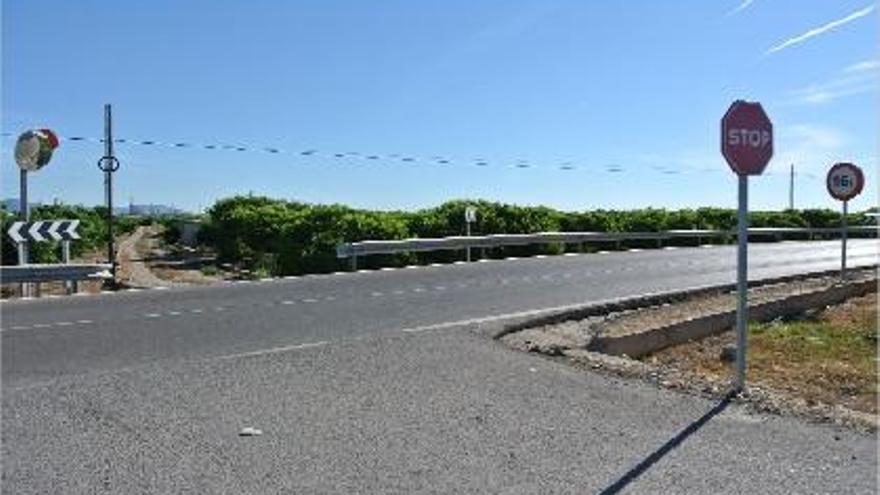 Confluencia del Camí La Mar con el Camí Marjalet.