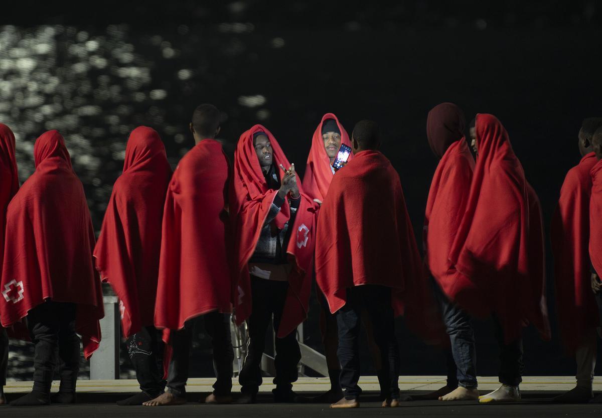 Entra en vigor el pacte migratori que blinda les fronteres de la UE