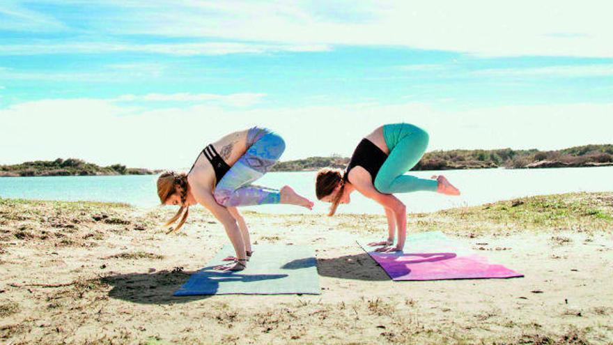 La Marina Real acoge lo mejor del yoga internacional