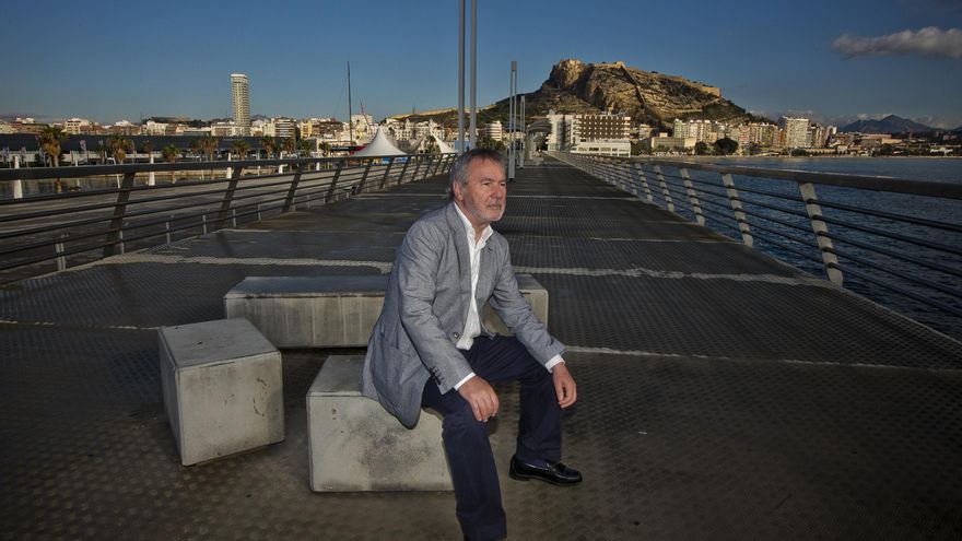 Fallece Juan Antonio Gisbert, expresidente del Puerto de Alicante y ex director general de la extinta CAM