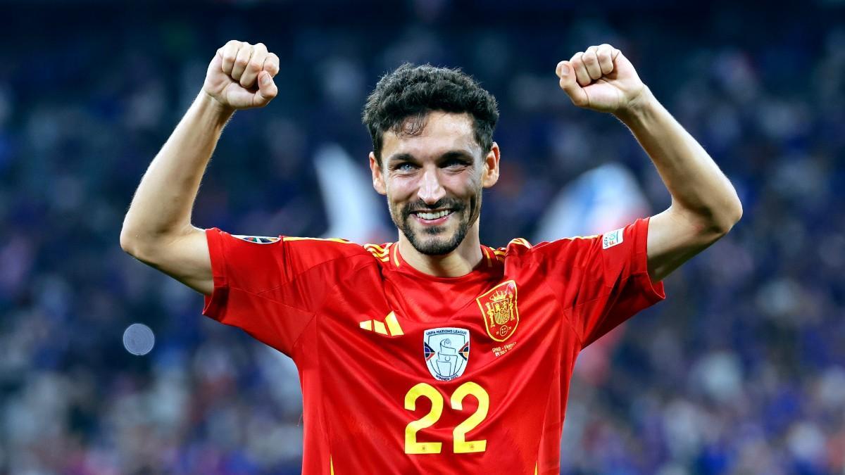Jesús Navas, uno de los futbolistas más laureados con España