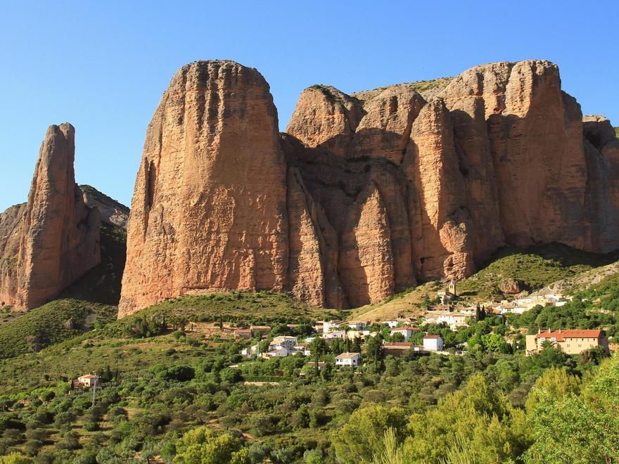 Vuit &#039;roques&#039; icòniques per practicar escalada esportiva a Espanya entre la primavera i l&#039;estiu