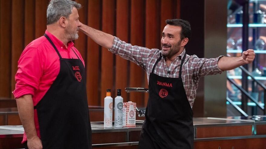 Juanma Castaño se casa con Helena Condis y la lía en MasterChef