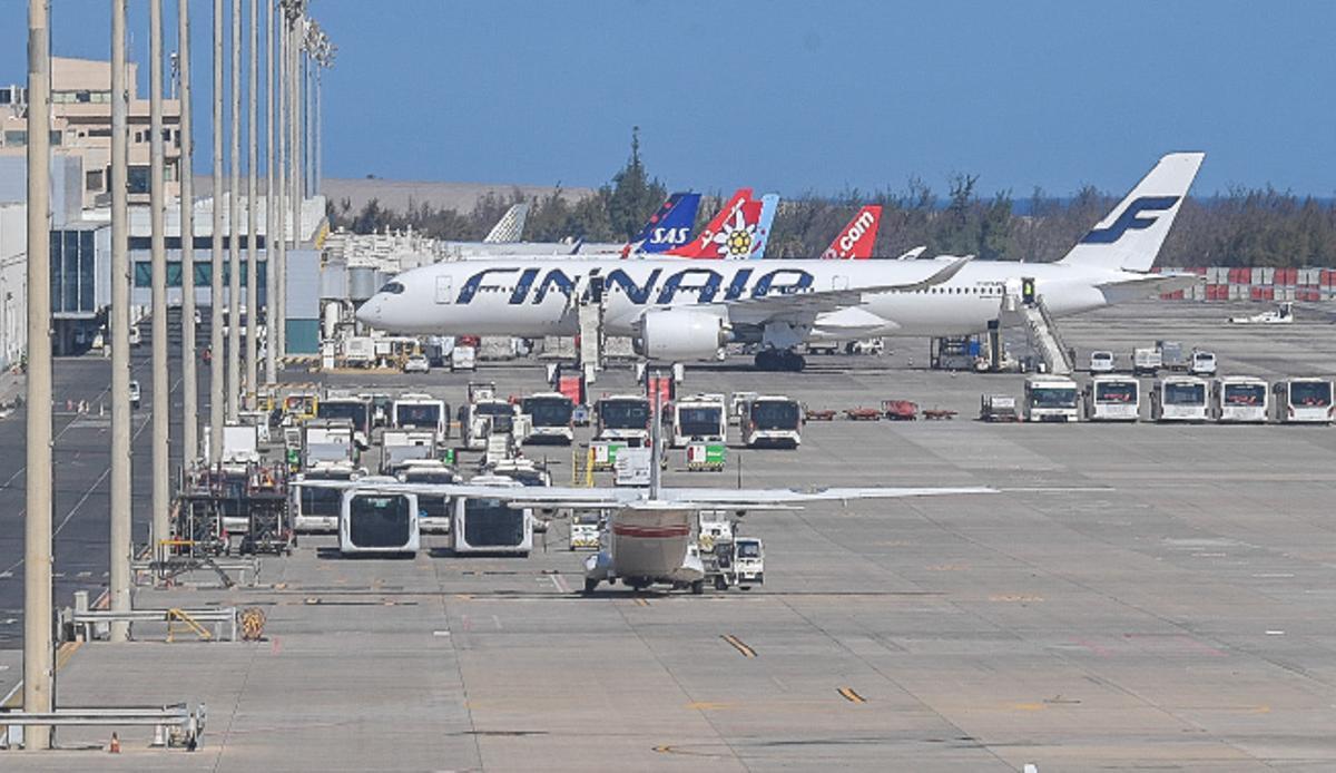 Aviones estacionados en el Aeropuerto de Gran Canaria.